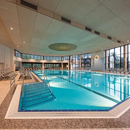 Rosie | Design | アパート バド クラインキルヒハイム