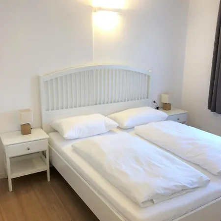 Rosie | Design | * バド クラインキルヒハイム