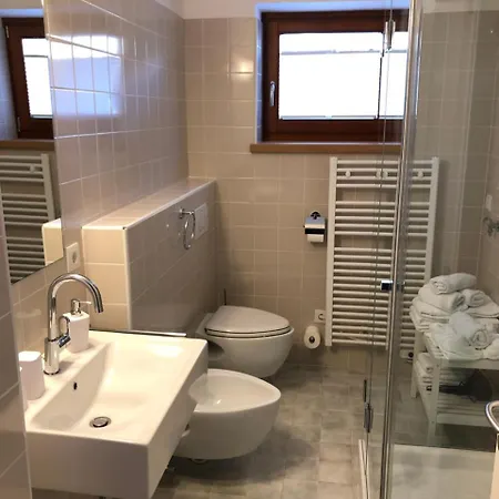 Rosie | Design | * バド クラインキルヒハイム